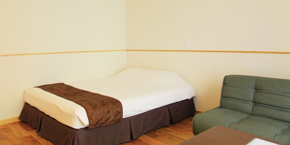 シアタークイーンルーム(禁煙) | ホテルサンセットテラス