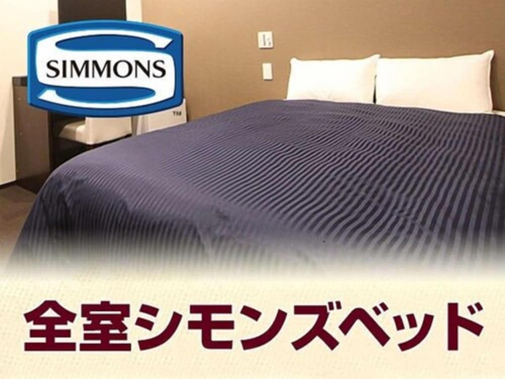 セミダブルルーム 喫煙 客室の設備とサービス0 | ホテルリブマックス梅田中津