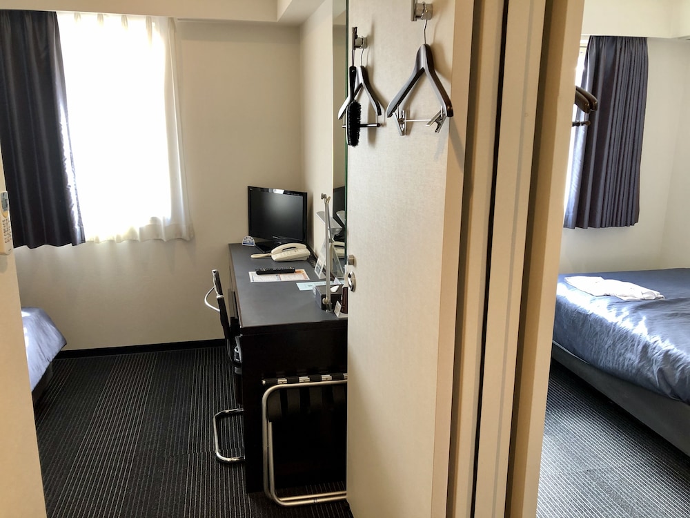 コネクティングルーム 喫煙可 客室2 | ネストホテルオルト目黒駅前