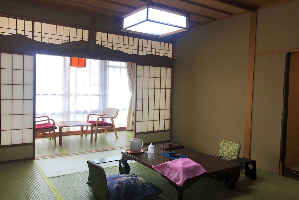 客室1 | 旅館対滝閣 岩手湯本温泉 客室1 | 旅館対滝閣 岩手湯本温泉