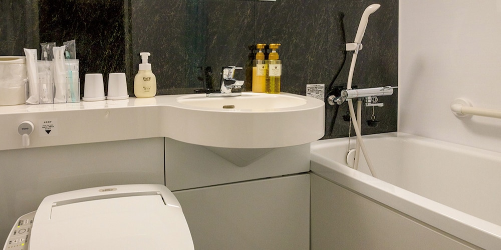 スタンダード ツインルーム 禁煙 バスルーム0 | 東海シティホテル