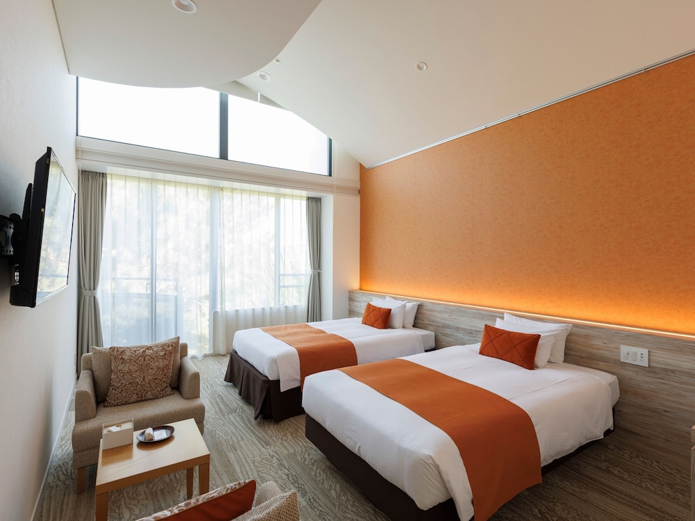 スーペリア ツインルーム 禁煙 客室5 | WeBase 鎌倉