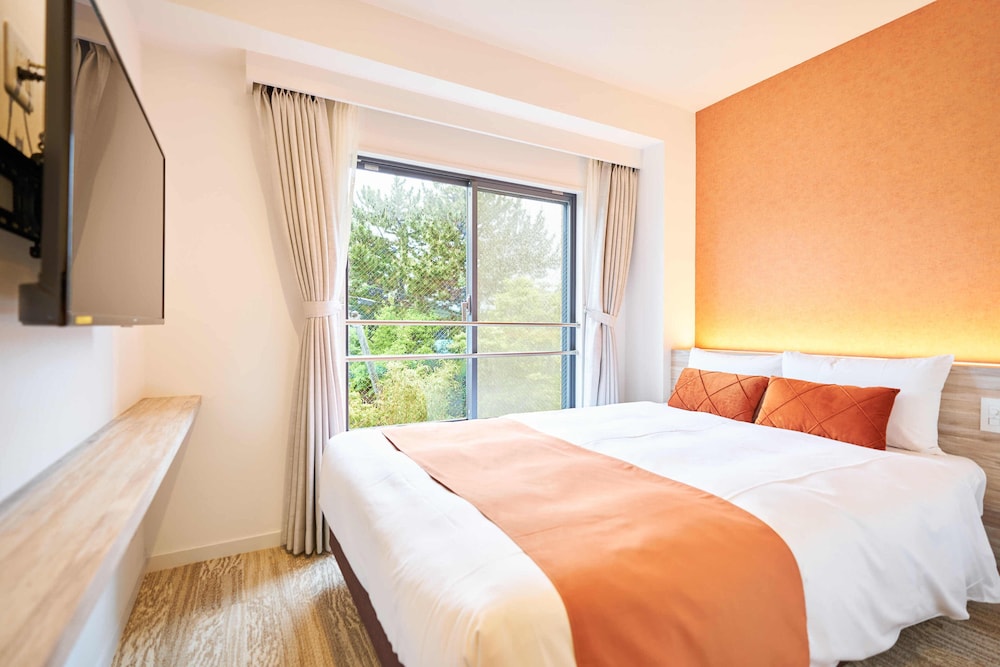 ダブルルーム 禁煙 | WeBase 鎌倉