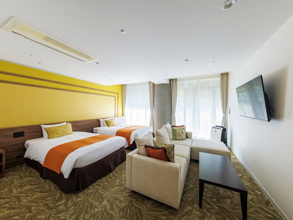 デラックスツインルームA 禁煙 客室3 | WeBase 鎌倉