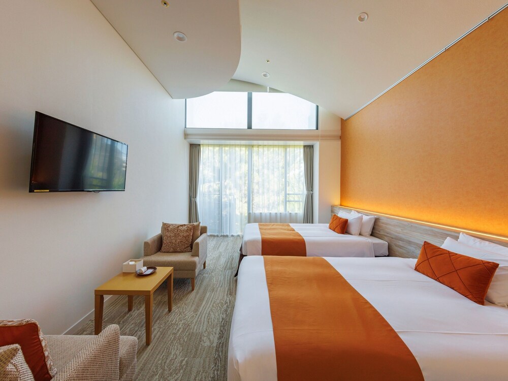 スーペリア ツインルーム 禁煙 客室6 | WeBase 鎌倉