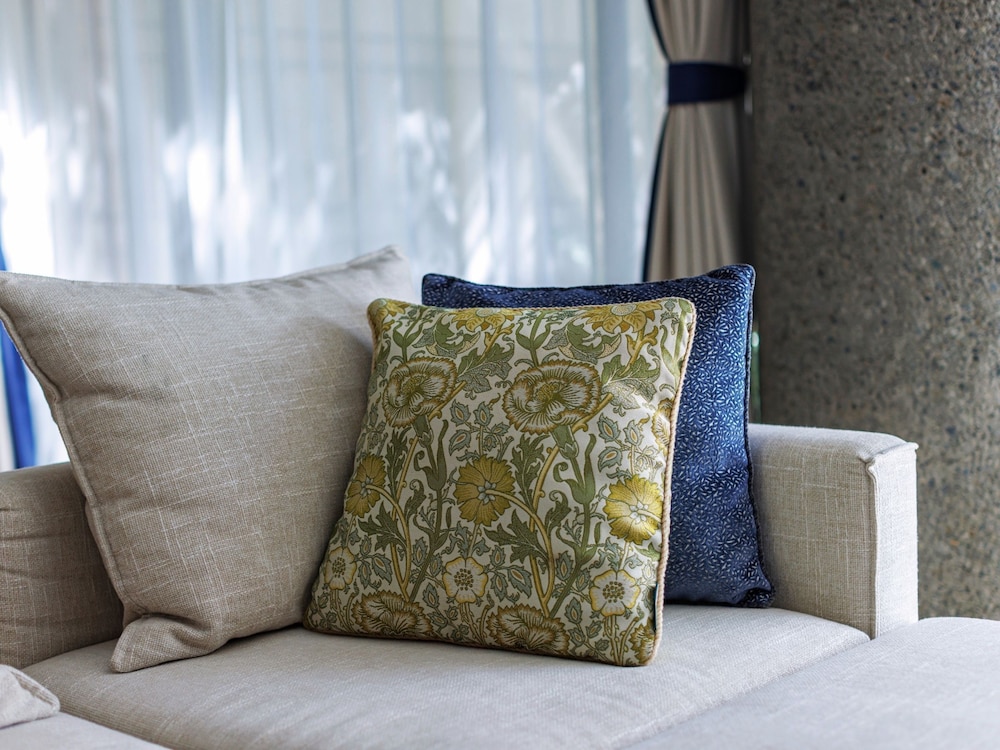 プレミアム ツインルーム 禁煙 客室10 | WeBase 鎌倉