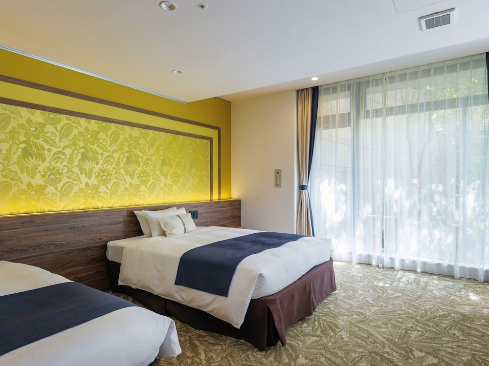 プレミアム ツインルーム 禁煙 客室5 | WeBase 鎌倉