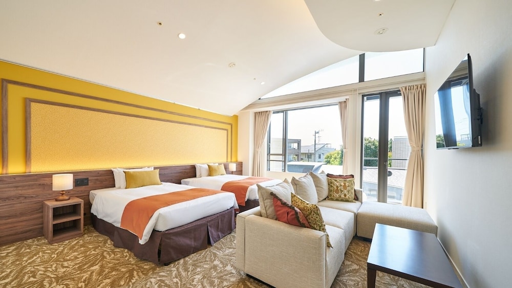 デラックスツインルームA 禁煙 | WeBase 鎌倉