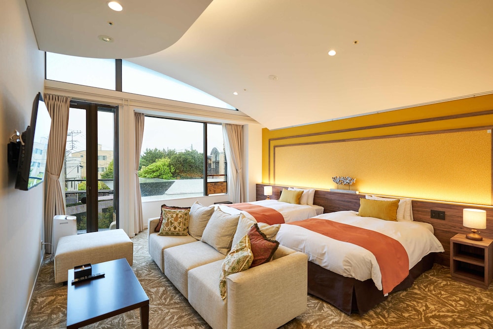 デラックスツインルームB 禁煙 | WeBase 鎌倉