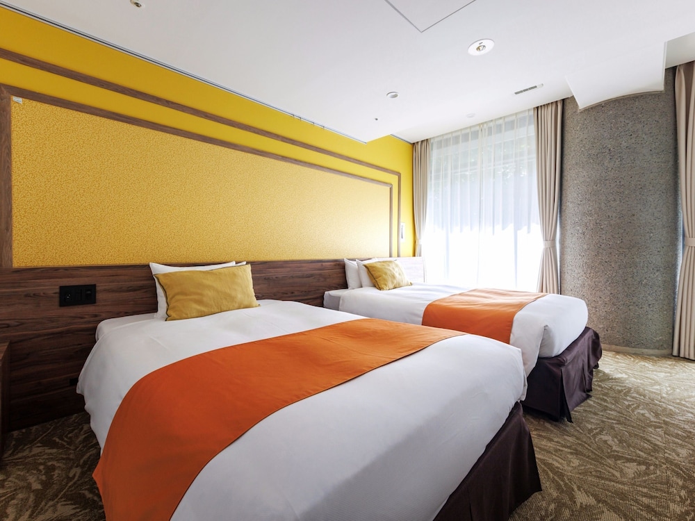 デラックスツインルームA 禁煙 客室4 | WeBase 鎌倉