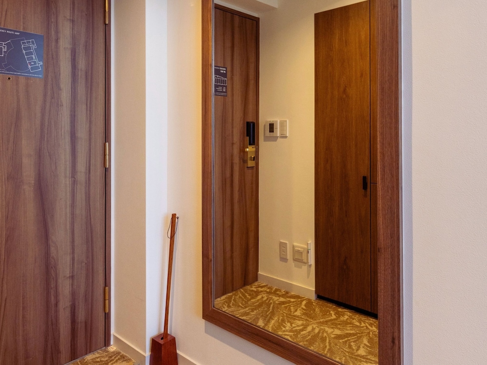 デラックスツインルームB 禁煙 客室6 | WeBase 鎌倉