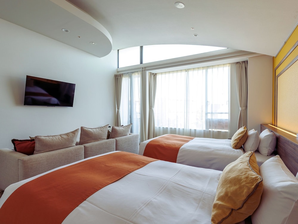 デラックスツインルームB 禁煙 客室7 | WeBase 鎌倉