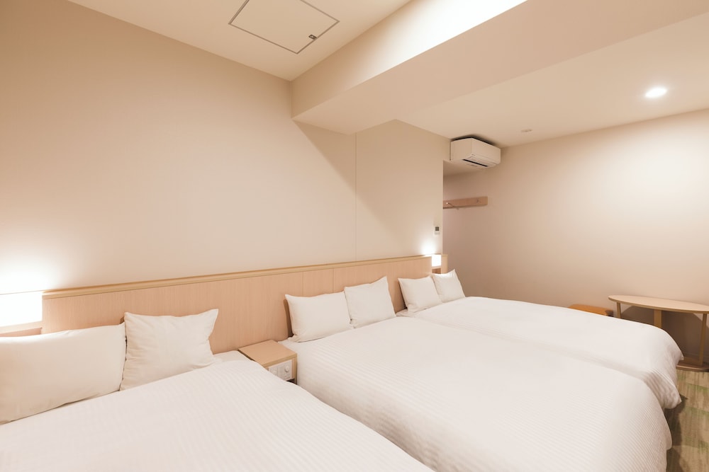 トリプルルーム 禁煙 | 相鉄フレッサイン京都四条烏丸