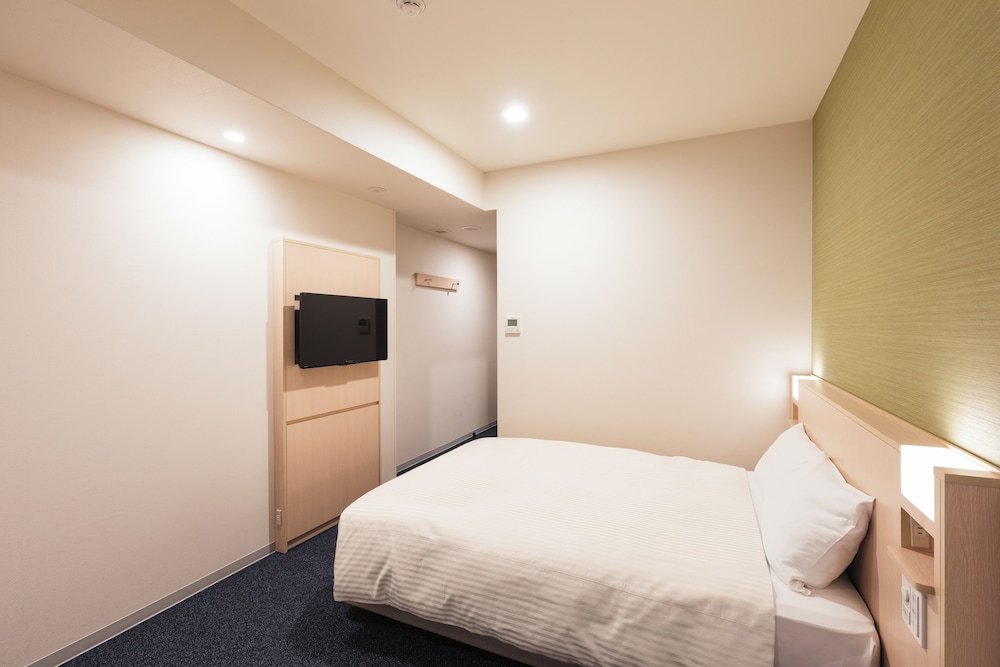 コネクティングルーム 禁煙 (ダブルルーム＋ツインルーム) 客室4 | 相鉄フレッサイン京都四条烏丸
