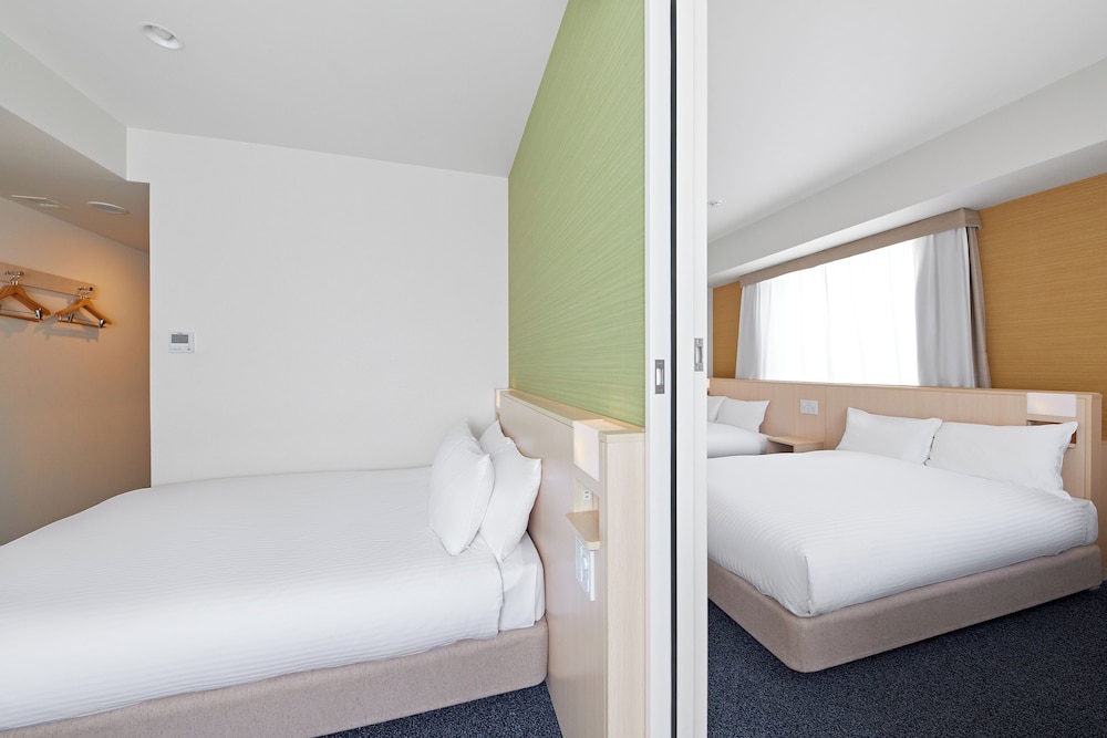 コネクティングルーム 禁煙 (ダブルルーム＋ツインルーム) 客室3 | 相鉄フレッサイン京都四条烏丸