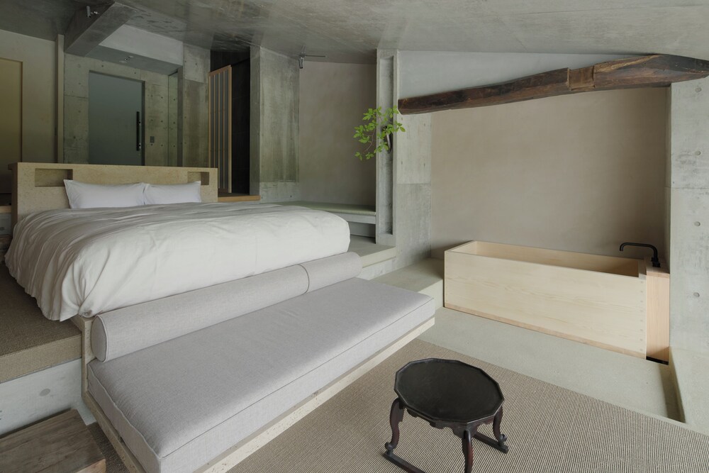 ダブルルーム 客室3 | 鴨半