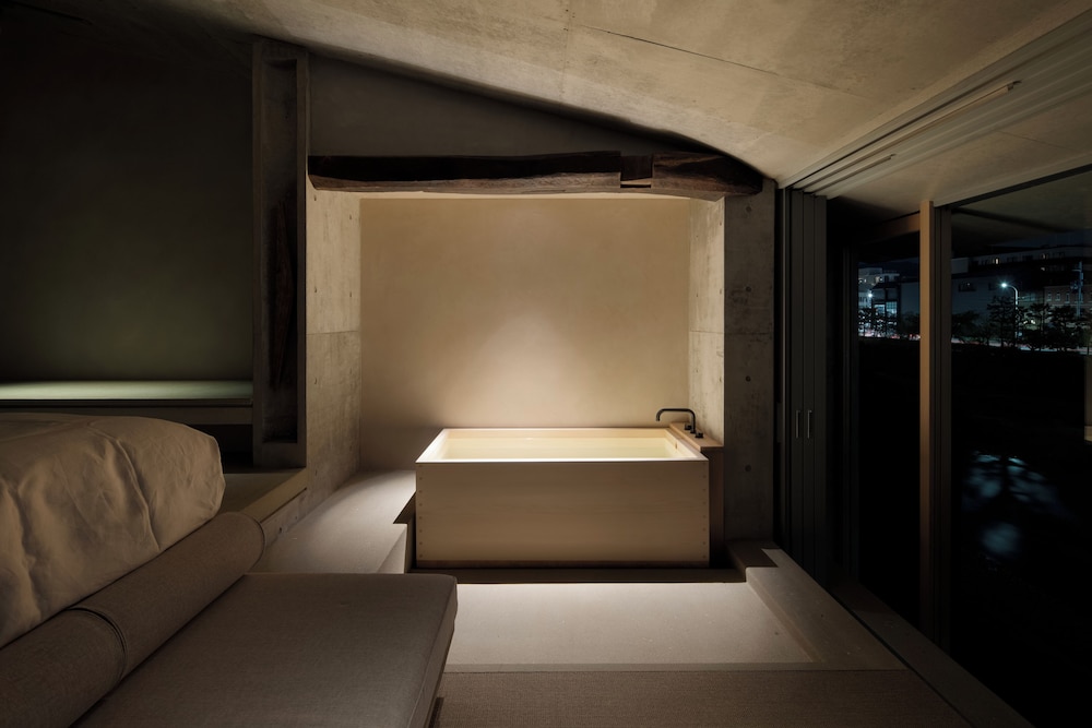 ダブルルーム 客室4 | 鴨半