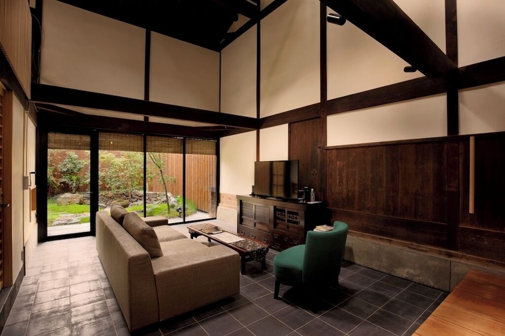 内装1 | たわら庵