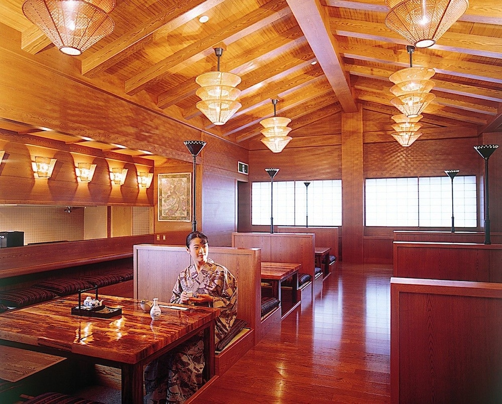 レストラン1 | 山房 月之瀬