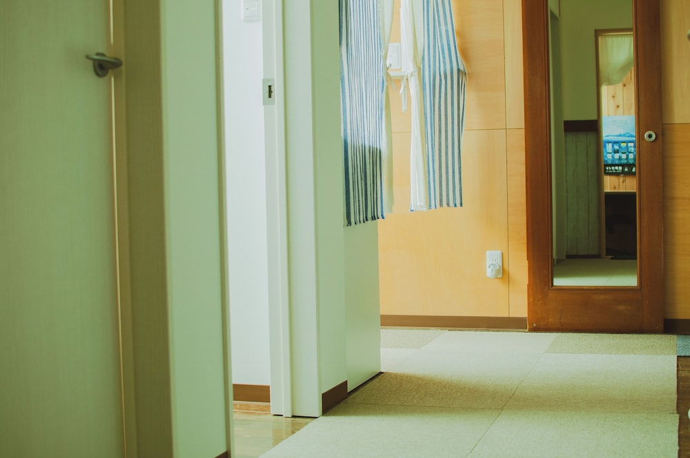 和室ツインベッド 禁煙 バスルーム5 | ホステル マウントフジ福屋