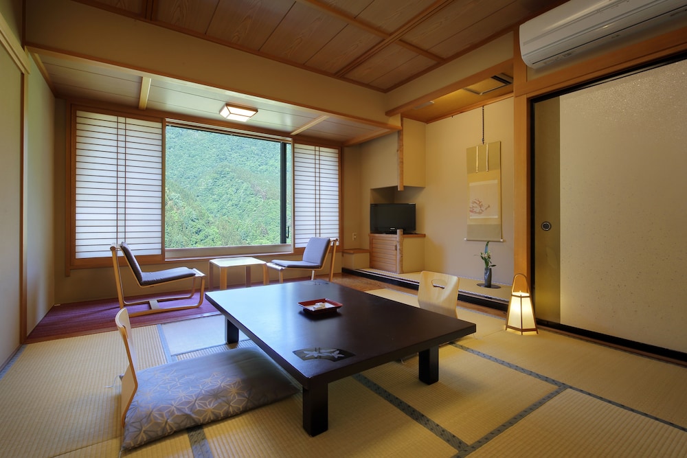 スタンダード ルーム (Japanese Style, South Building) 客室2 | たちばなや