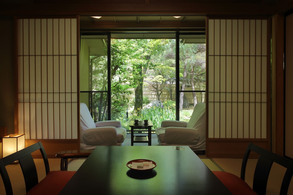 [離れ] 環翠荘 (KANSUISOU) 客室4 | たちばなや