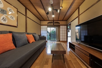 Shiki Homes 秋