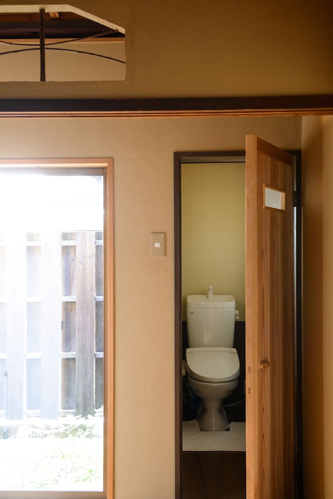 一棟貸し (Aki House) バスルーム1 | Shiki Homes 秋
