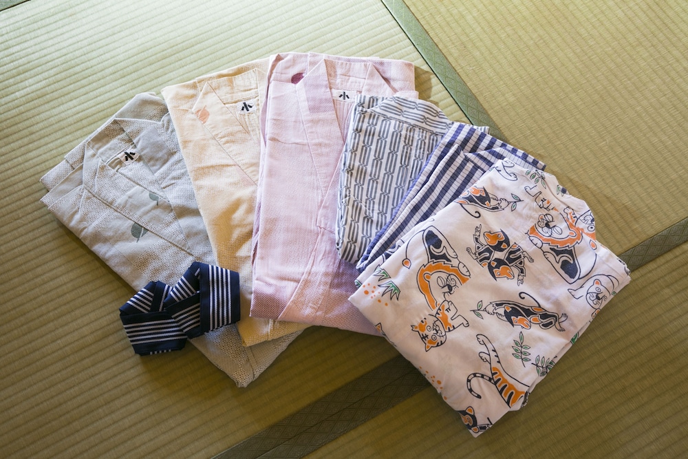 【本館】和室(10畳)禁煙 客室1 | フォレストリゾート コニファーいわびつ
