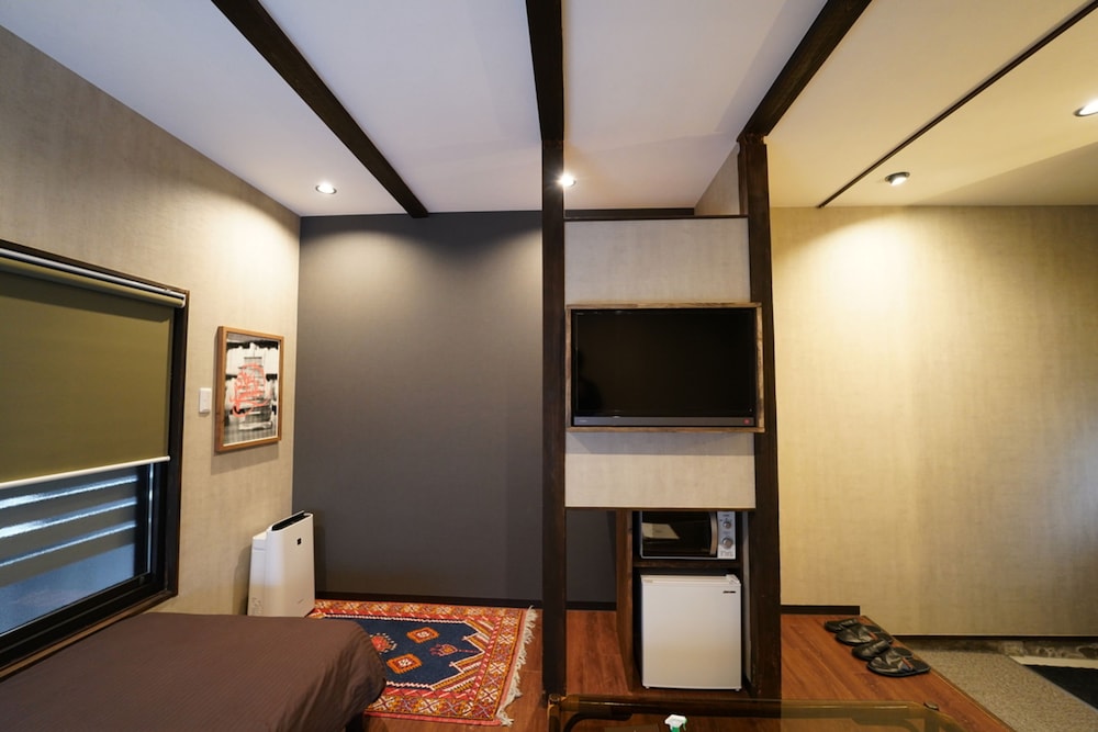 トラディショナル ツインルーム 2 ベッドルーム 1 階 客室5 | Traditional Apartment 高松ゲストハウス
