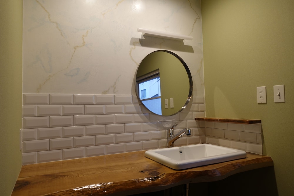 トラディショナル デラックスルーム 客室3 | Traditional Apartment 高松ゲストハウス