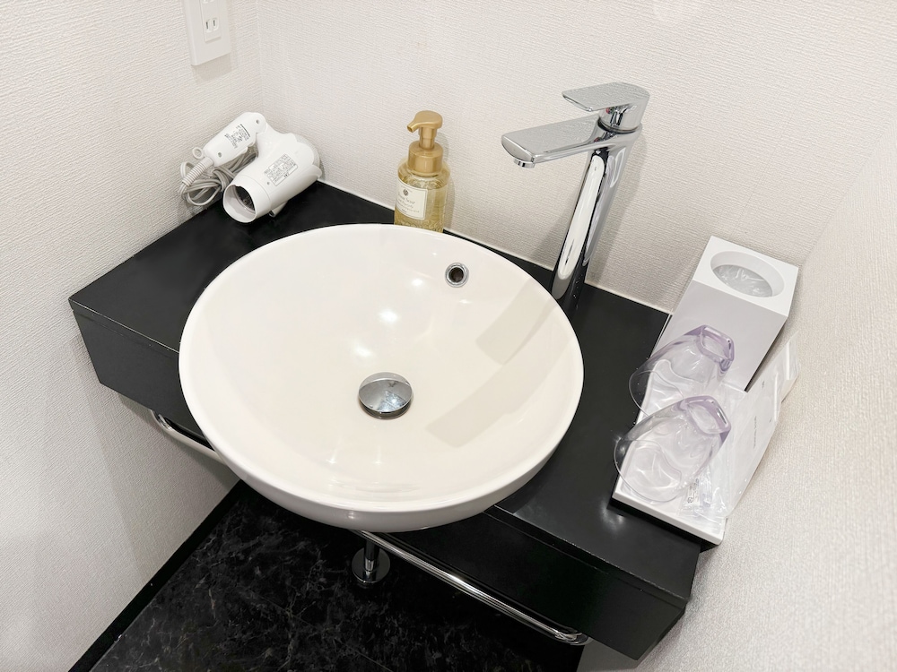 デラックス ツインルーム 禁煙 客室2 | RE HOTEL 梅田