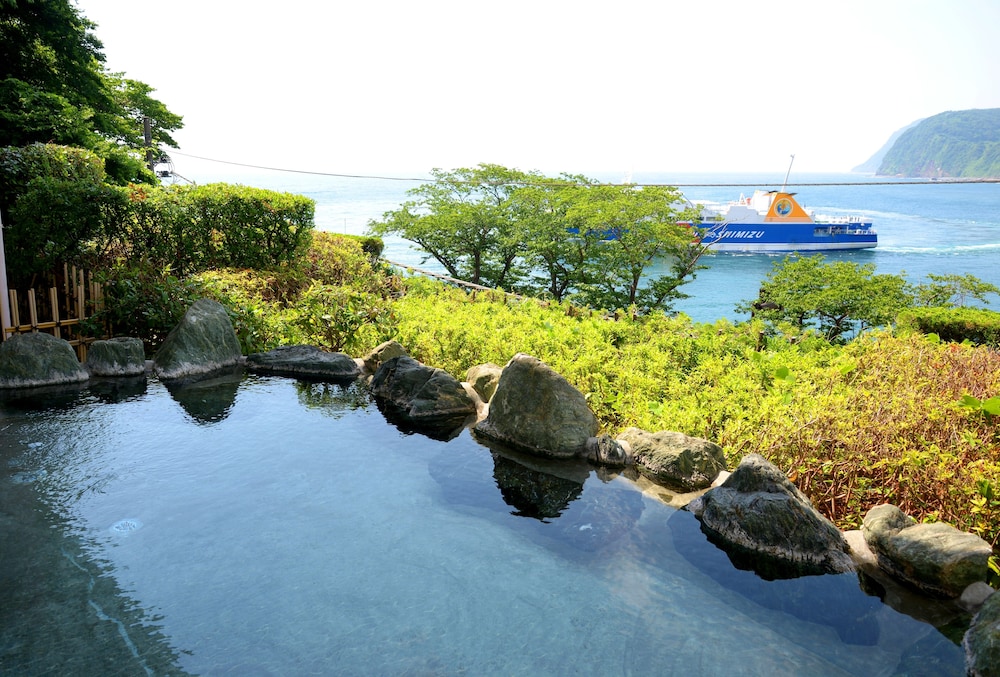 メインイメージ | 感動の海景色 新海花亭いずみ メインイメージ | 感動の海景色 新海花亭いずみ