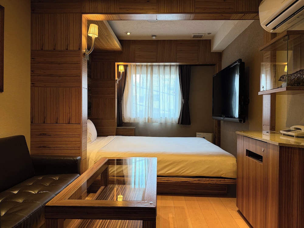 デラックス ダブルルーム 喫煙可 | ネストホテルオルト川崎駅前