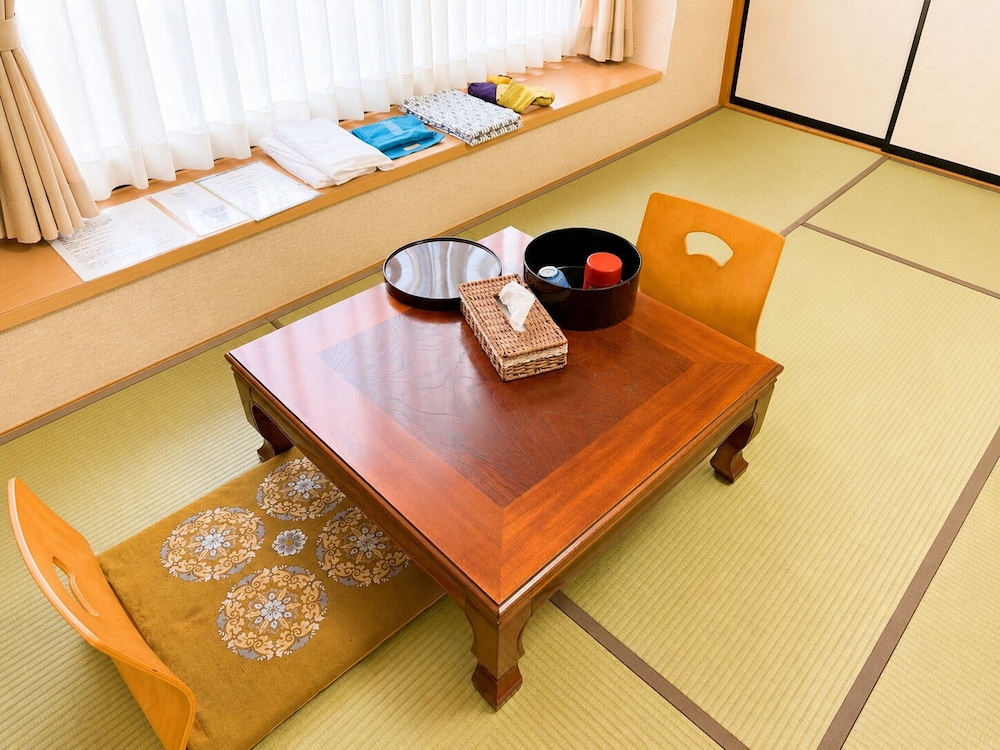 和室8畳 客室9 | お宿 八兵衛