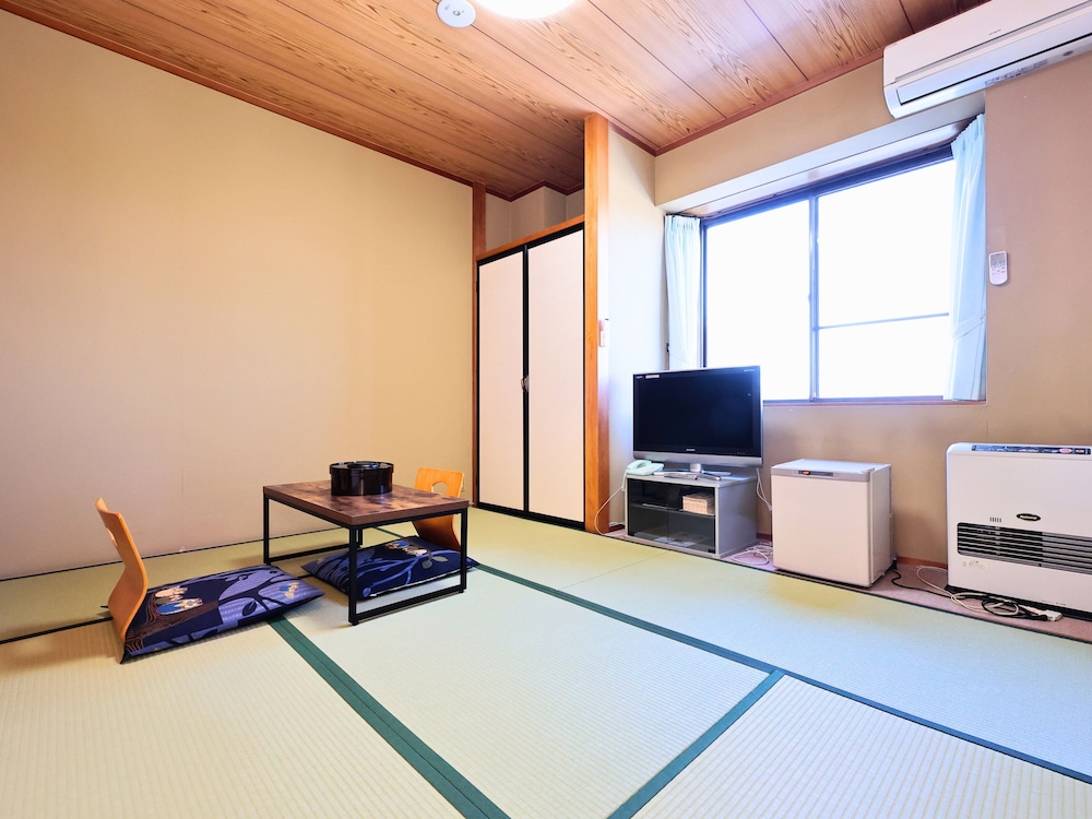 和室6畳 | お宿 八兵衛