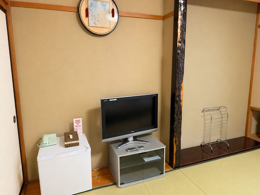 和室6畳 客室8 | お宿 八兵衛