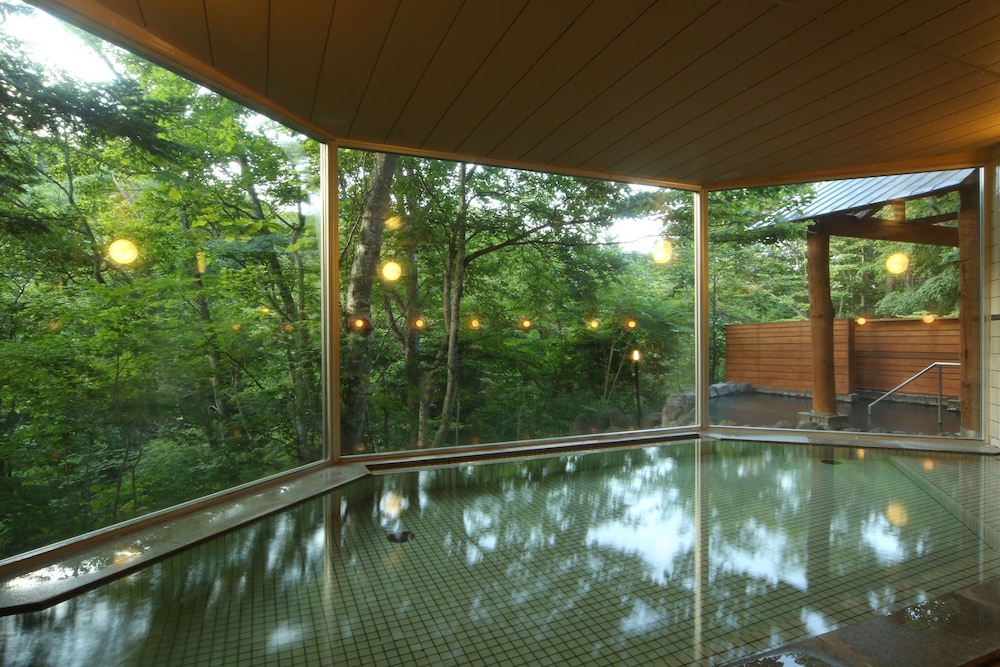 メインイメージ | 糠平館観光ホテル