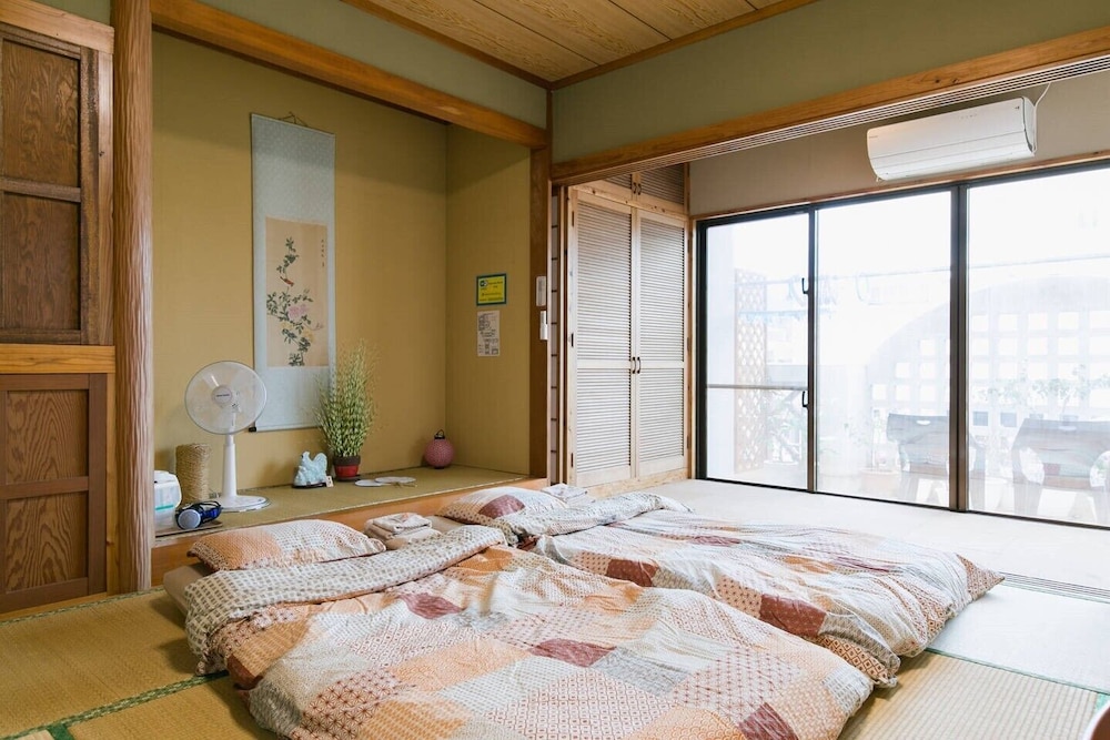 客室1 | ALL FRIENDS Guest House