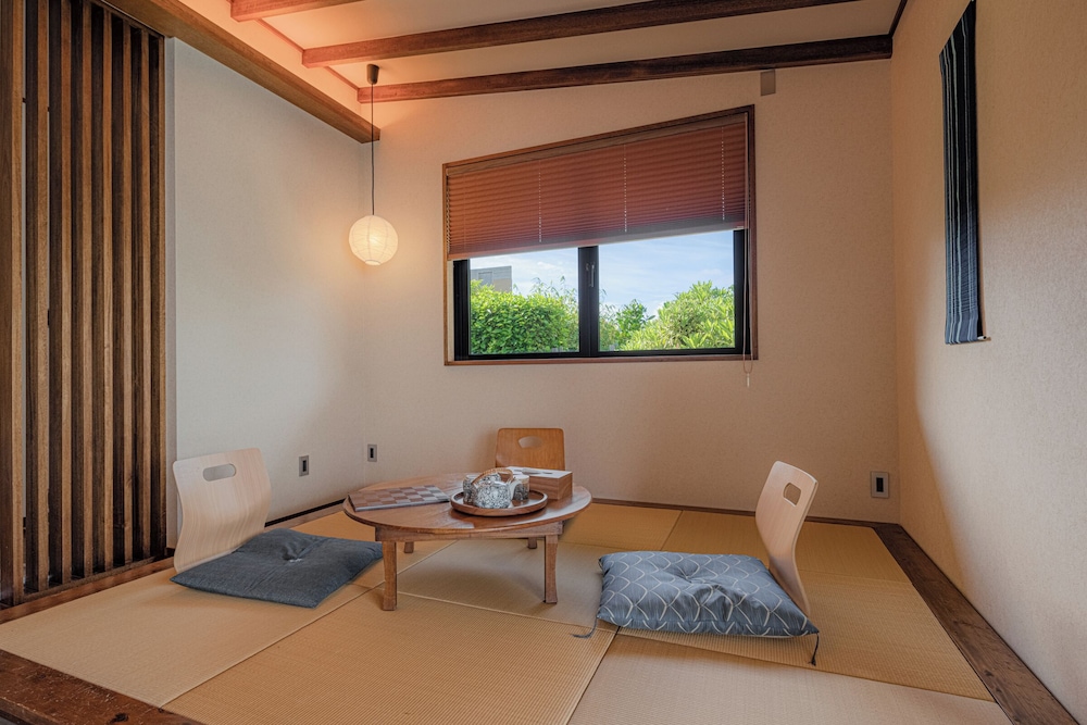 瀬底山水　プール付きヴィラ 客室9 | 瀬底山水