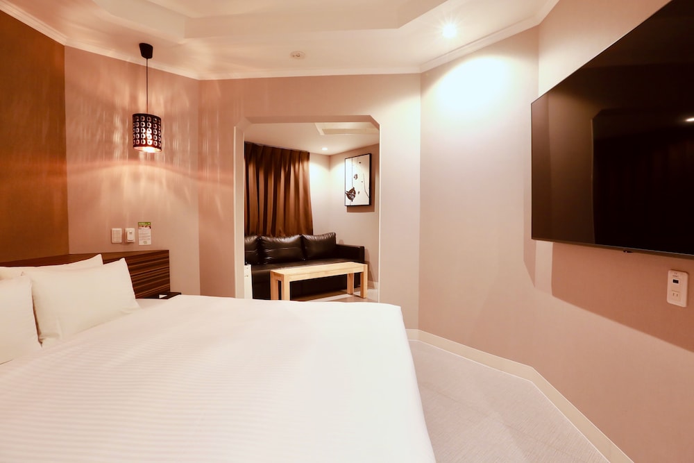 スーペリアダブルルーム (本館) 禁煙 客室3 | ホテル 88 心斎橋