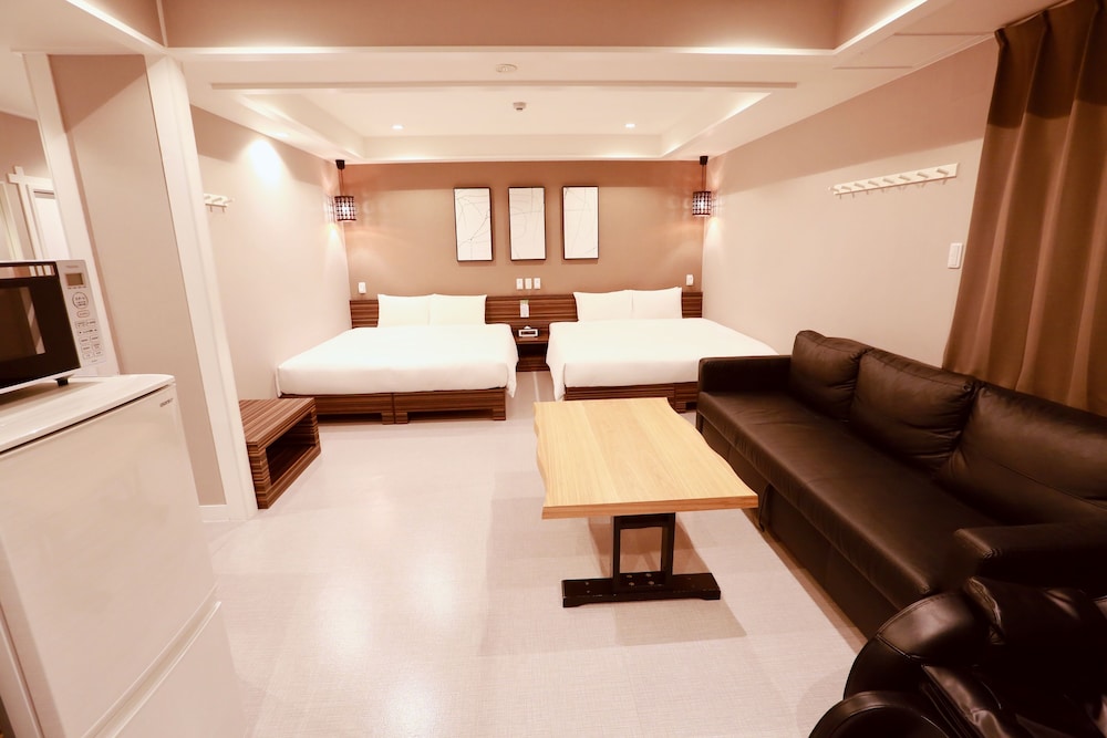 デラックス ツインルーム 禁煙 (Main Building) 客室5 | ホテル 88 心斎橋