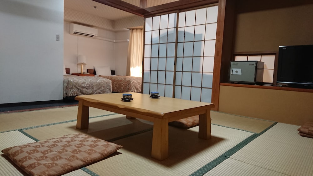 和洋室 禁煙 客室3 | 四季の宿 富士山