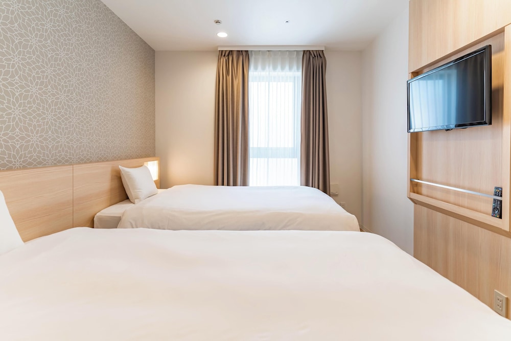 スーペリア ツインルーム 2 ベッドルーム 禁煙 客室6 | 住一 HOTEL 関空店