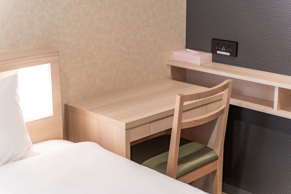 スーペリア ダブルルーム クイーンベッド 1 台 禁煙 客室11 | 住一 HOTEL 関空店