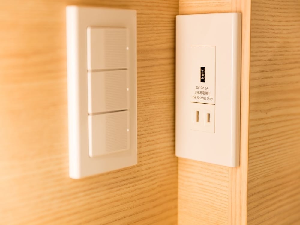 スーペリア トリプルルーム 3 ベッドルーム 禁煙 客室1 | 住一 HOTEL 関空店