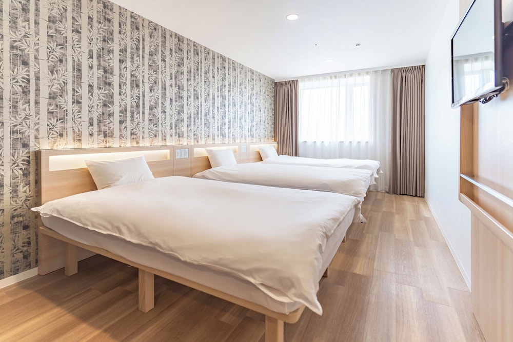 スーペリア トリプルルーム 3 ベッドルーム 禁煙 | 住一 HOTEL 関空店