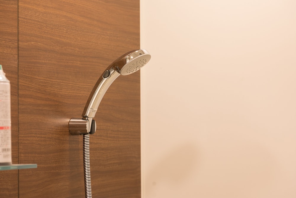 ダブルルーム 禁煙 バスルームのシャワー0 | ホテルリンクスなんば