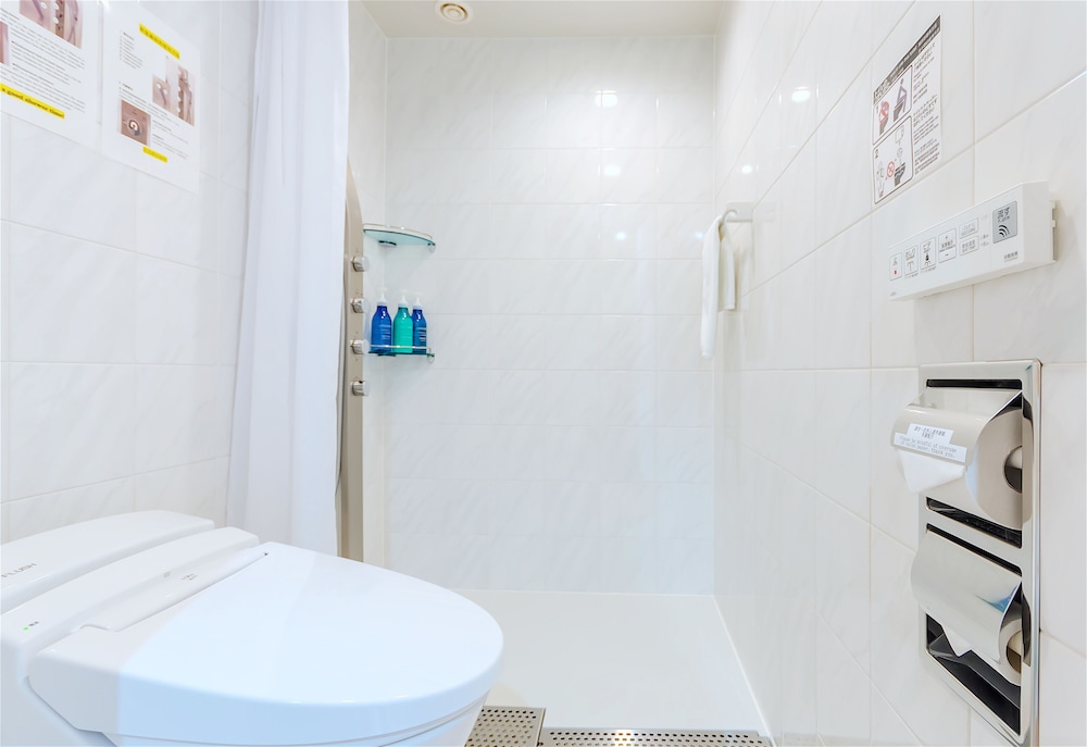 和室8畳 バスルーム2 | 奈良県外国人観光客交流館 (奈良県猿沢イン)