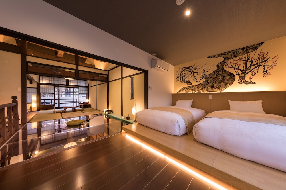 トラディショナル ハウス | 季楽 京都 姉小路